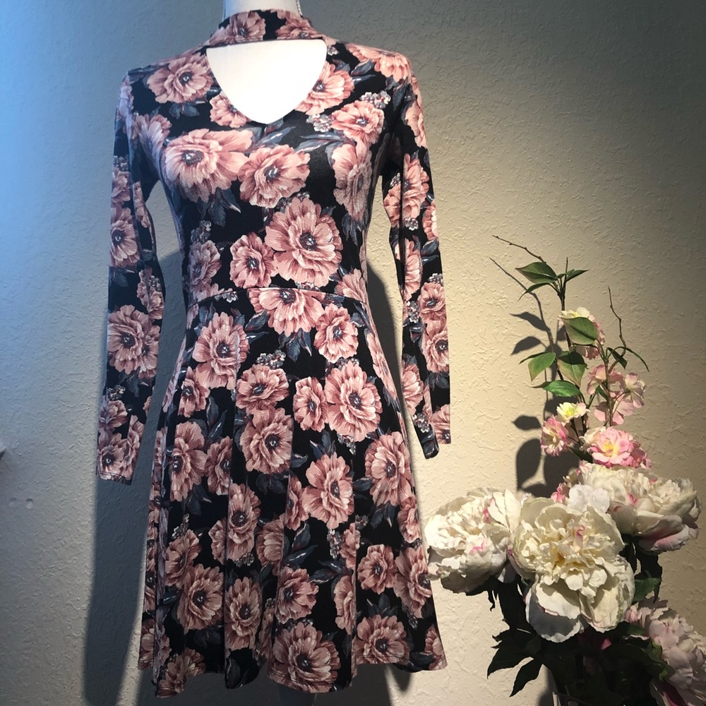 Hollister floral dress